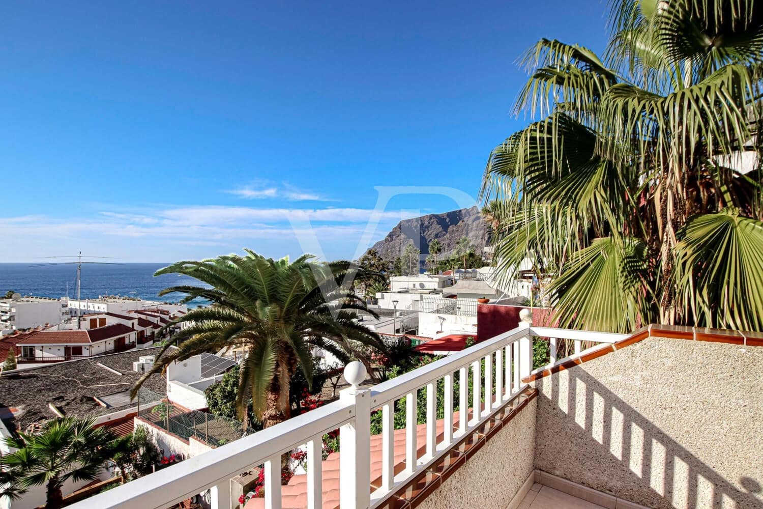 1 bedroom Penthouse for sale in Los Gigantes - € 250,000 (Ref: 9468276)
