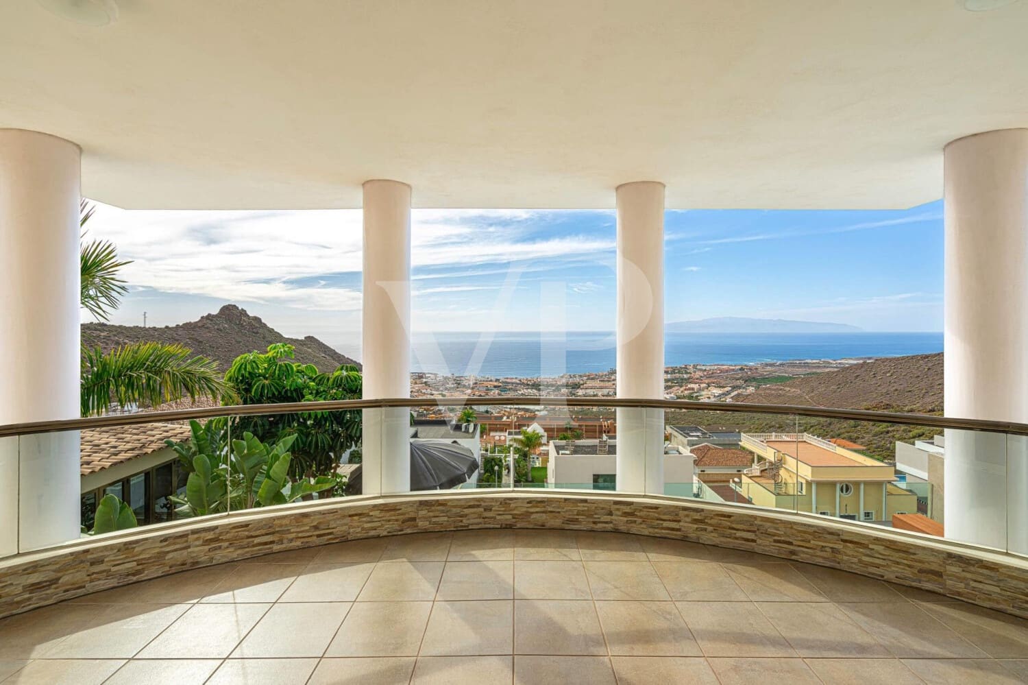 4 sypialnia Willa na sprzedaż w Roque del Conde z basenem - 1 299 000 € (Ref: 9470548)