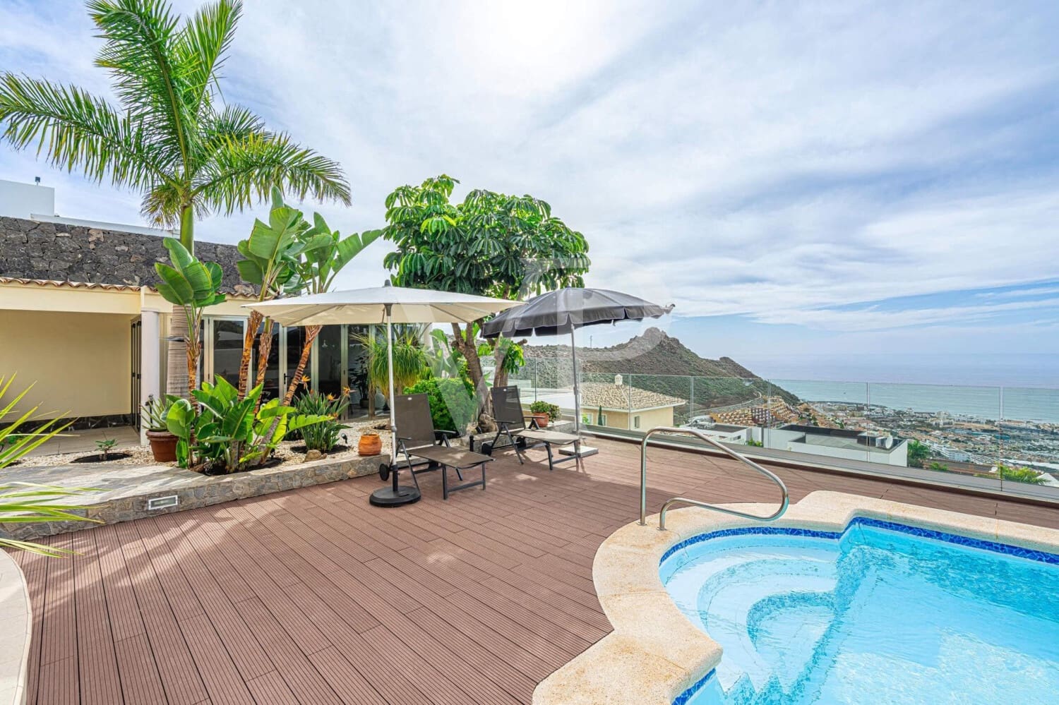 4 sypialnia Willa na sprzedaż w Roque del Conde z basenem - 1 299 000 € (Ref: 9470548)