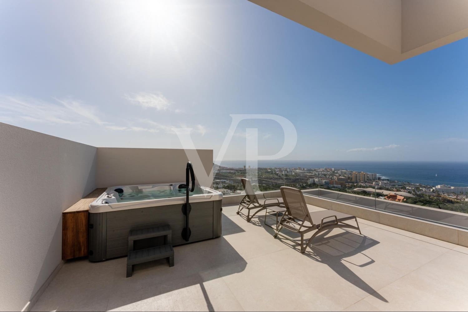 5 slaapkamer Huis te koop in Adeje met zwembad - € 5.900.000 (Ref: 9481938)