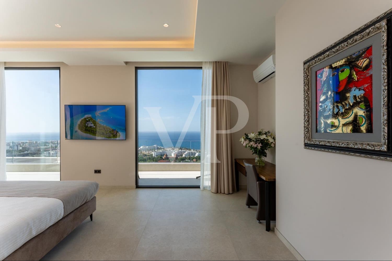 5 slaapkamer Huis te koop in Adeje met zwembad - € 5.900.000 (Ref: 9481938)