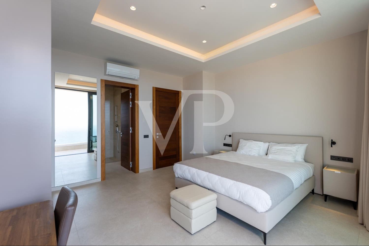 5 slaapkamer Huis te koop in Adeje met zwembad - € 5.900.000 (Ref: 9481938)