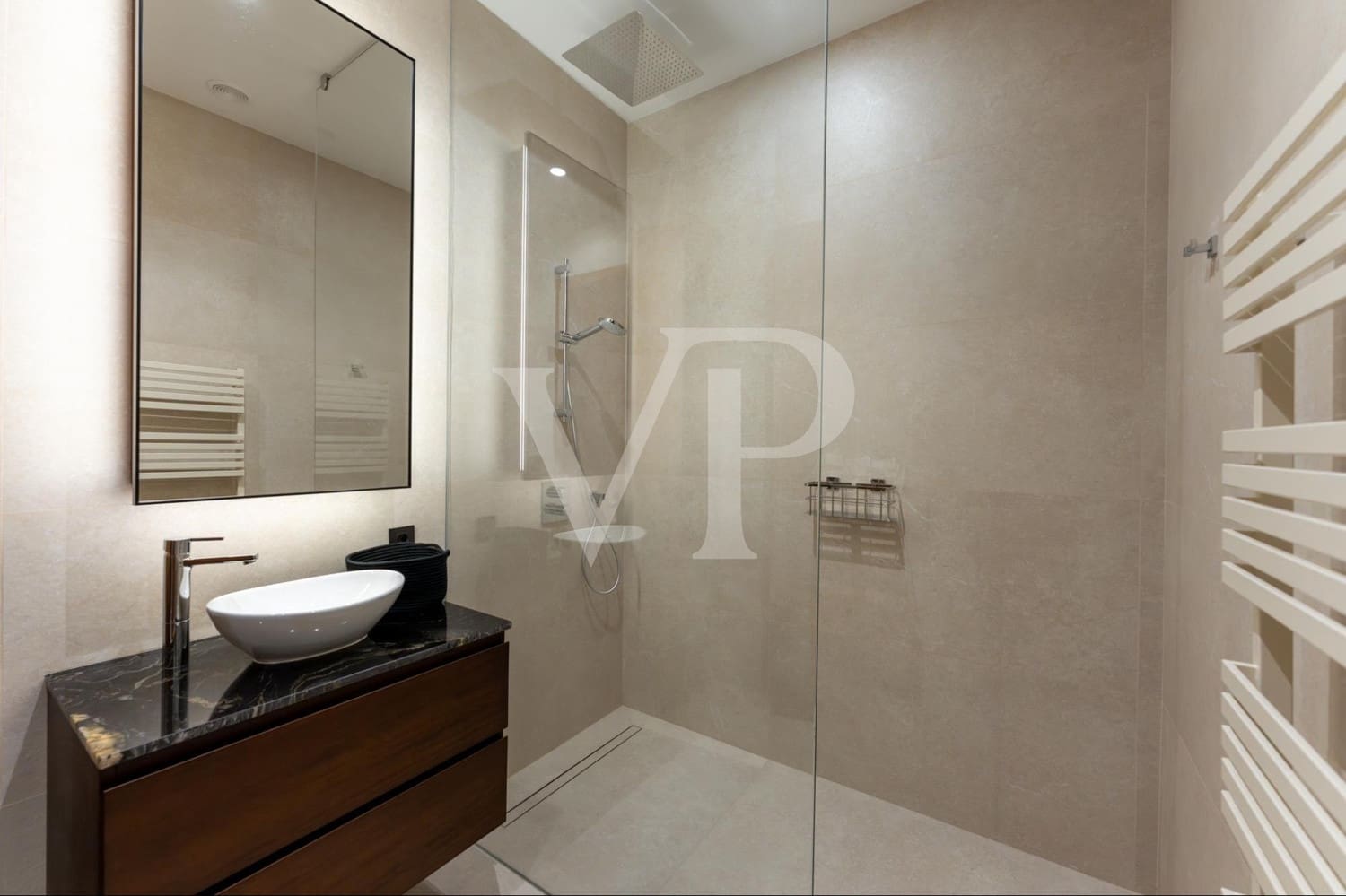 5 slaapkamer Huis te koop in Adeje met zwembad - € 5.900.000 (Ref: 9481938)