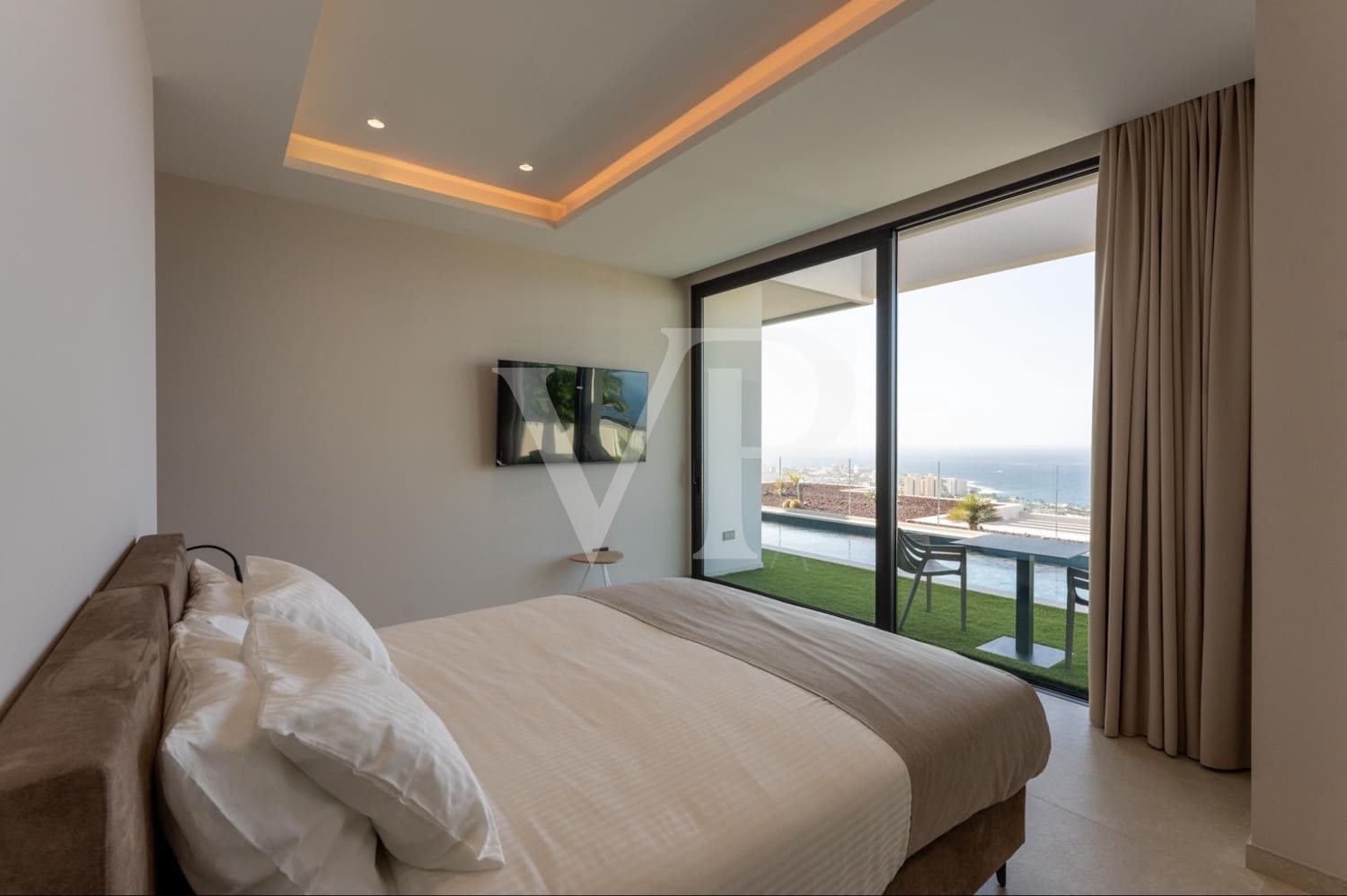 5 slaapkamer Huis te koop in Adeje met zwembad - € 5.900.000 (Ref: 9481938)