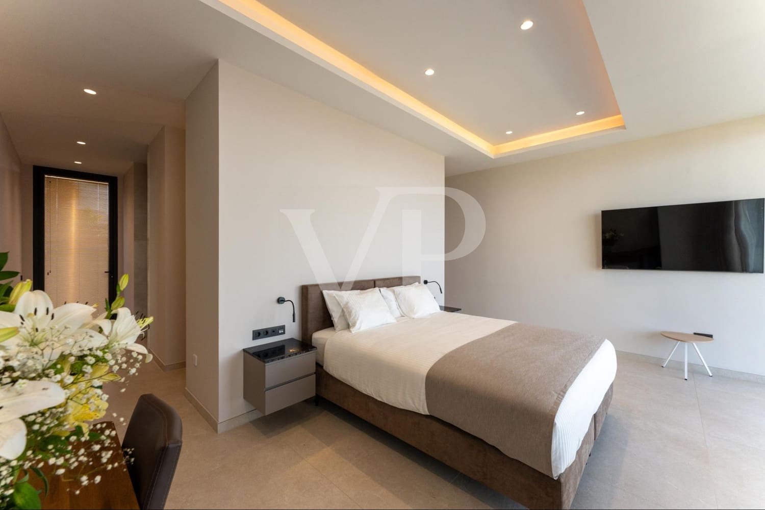 5 slaapkamer Huis te koop in Adeje met zwembad - € 5.900.000 (Ref: 9481938)