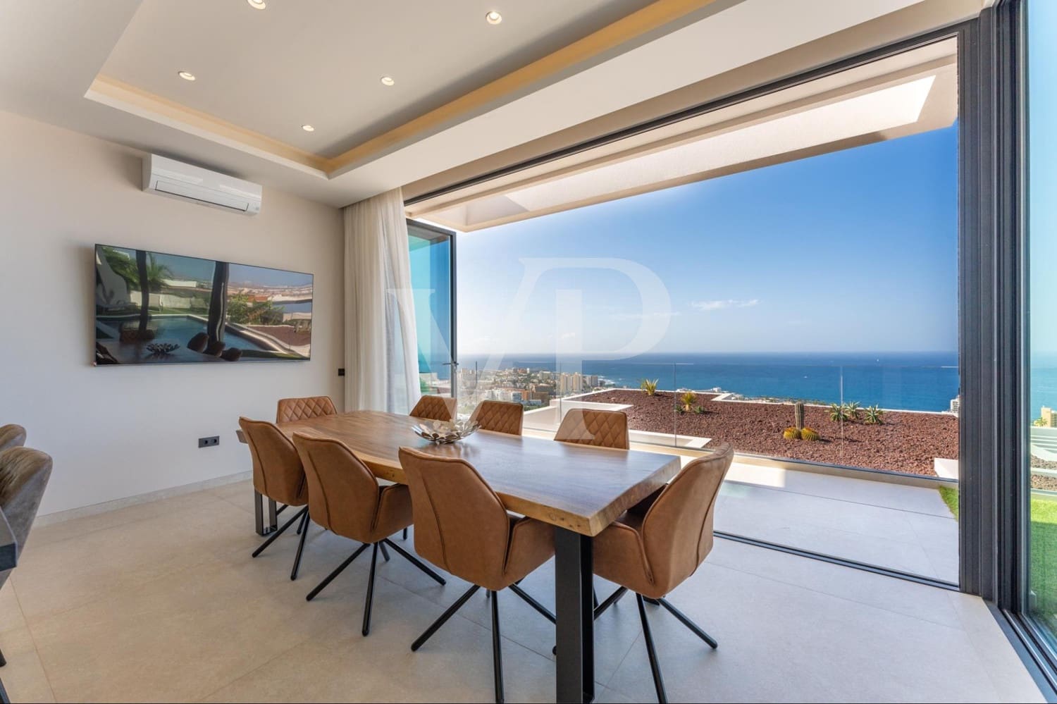 5 slaapkamer Huis te koop in Adeje met zwembad - € 5.900.000 (Ref: 9481938)