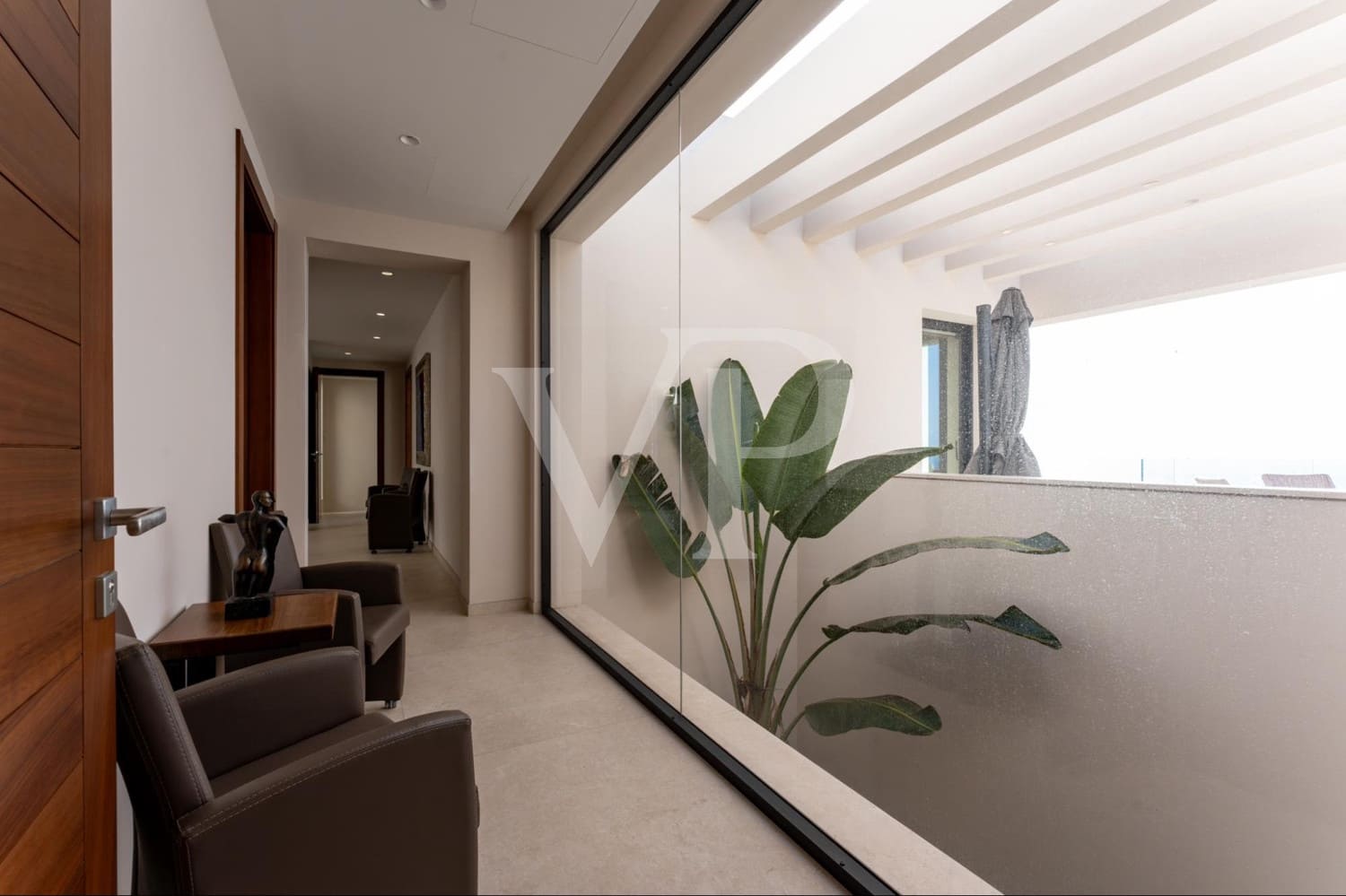 3 slaapkamer Huis te koop in Adeje met zwembad - € 5.900.000 (Ref: 9481939)