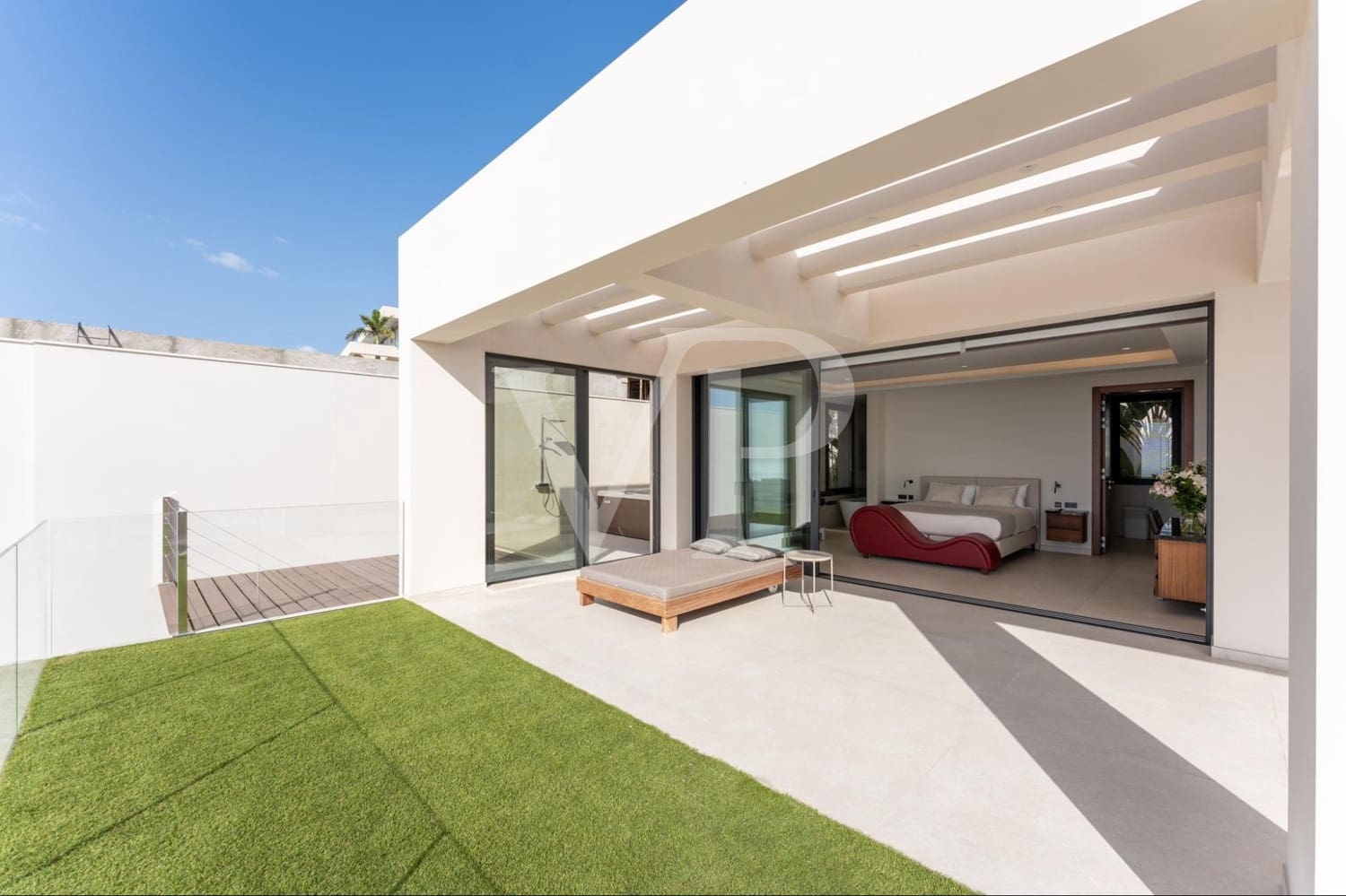 3 slaapkamer Huis te koop in Adeje met zwembad - € 5.900.000 (Ref: 9481939)