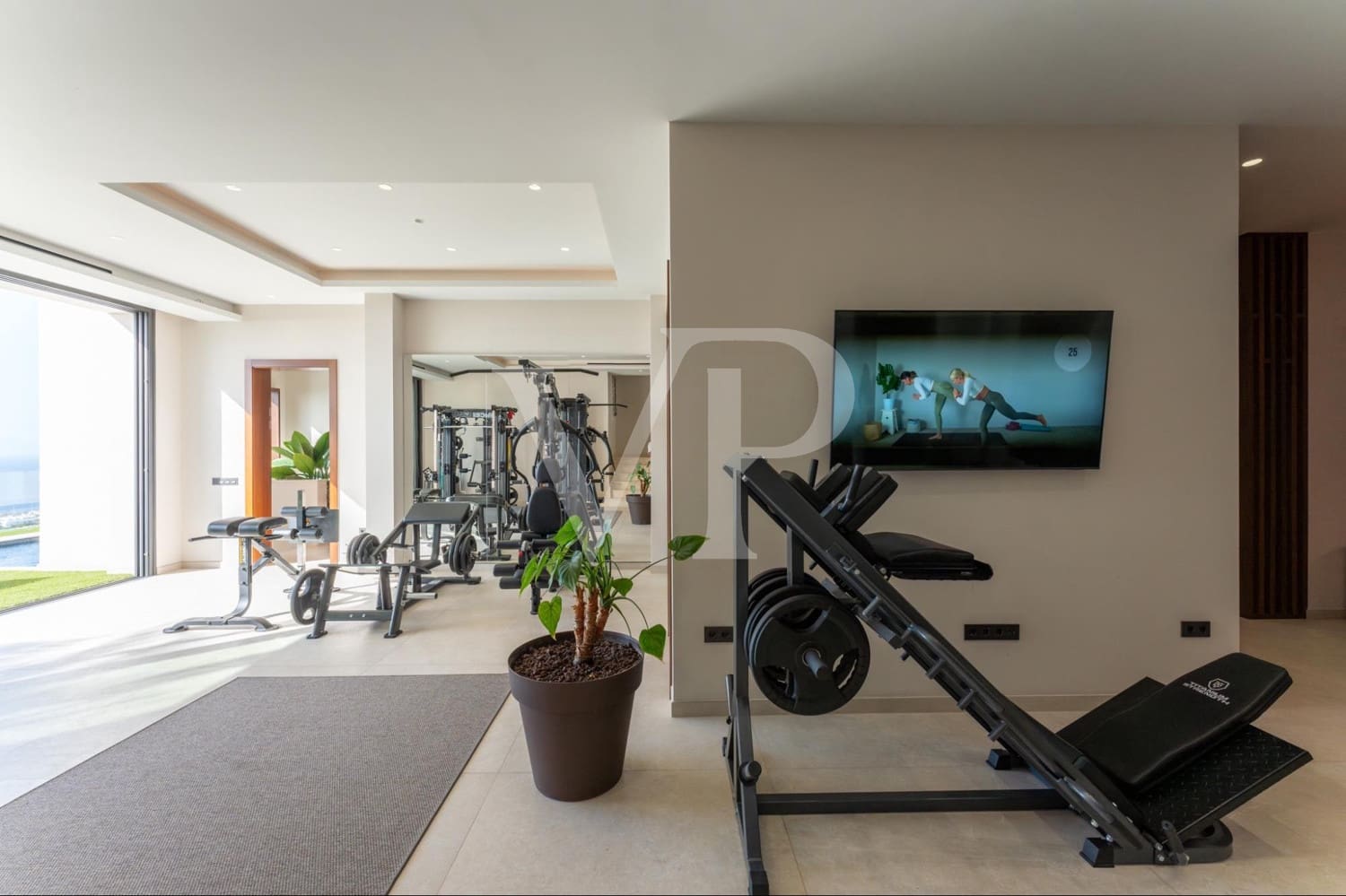 3 slaapkamer Huis te koop in Adeje met zwembad - € 5.900.000 (Ref: 9481939)