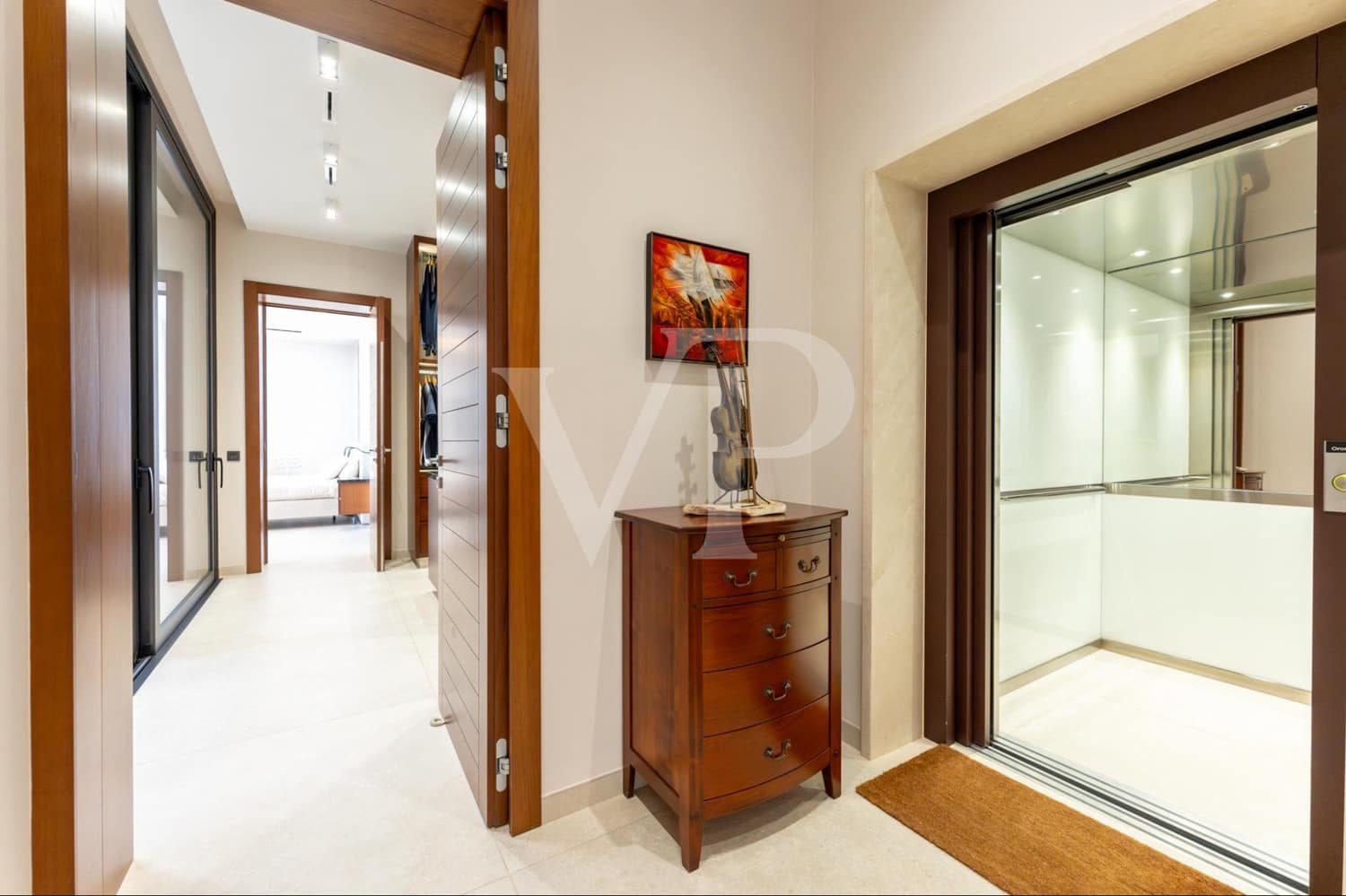 3 slaapkamer Huis te koop in Adeje met zwembad - € 5.900.000 (Ref: 9481939)