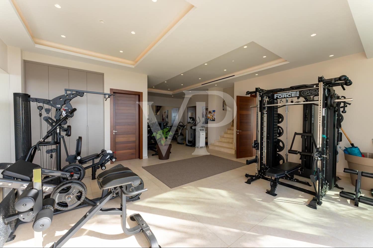 3 slaapkamer Huis te koop in Adeje met zwembad - € 5.900.000 (Ref: 9481939)