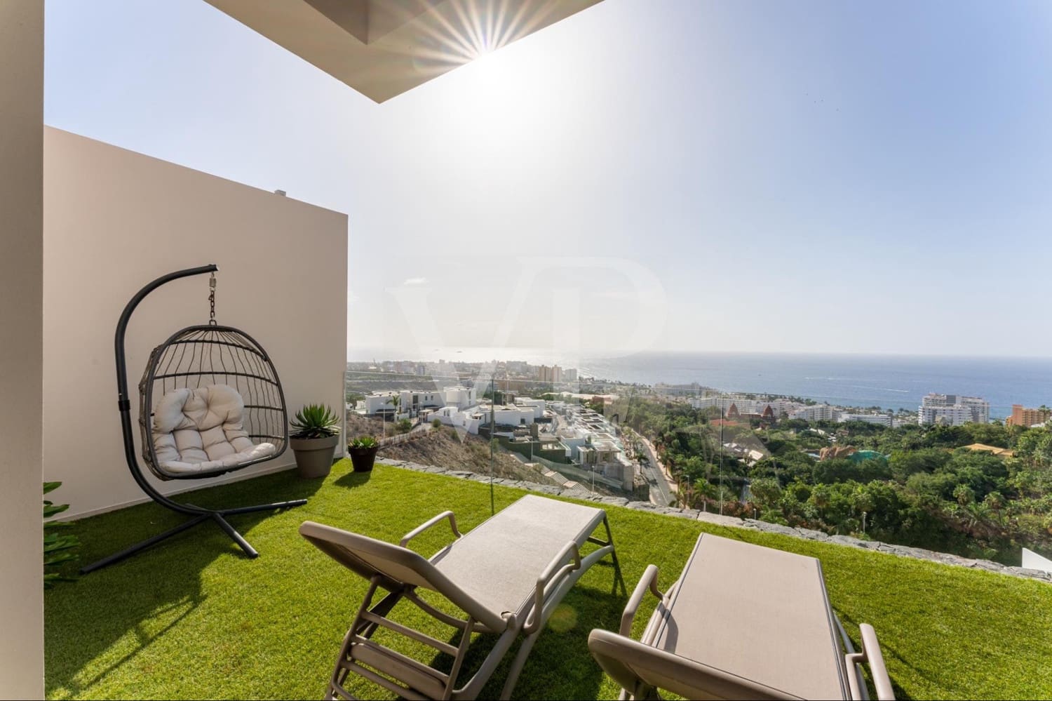 3 slaapkamer Huis te koop in Adeje met zwembad - € 5.900.000 (Ref: 9481939)