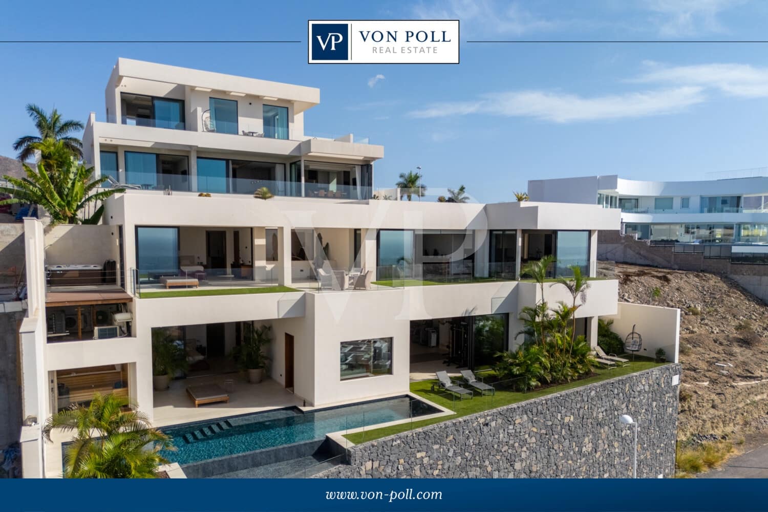 3 sypialnia Willa na sprzedaż w Adeje z basenem garażem - 5 900 000 € (Ref: 9481939)
