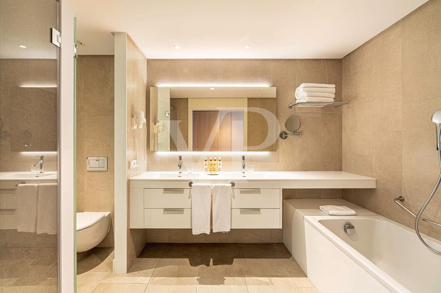 2 bedroom Flat for sale in Guia de Isora with pool - € 1,175,000 (Ref: 9526197)