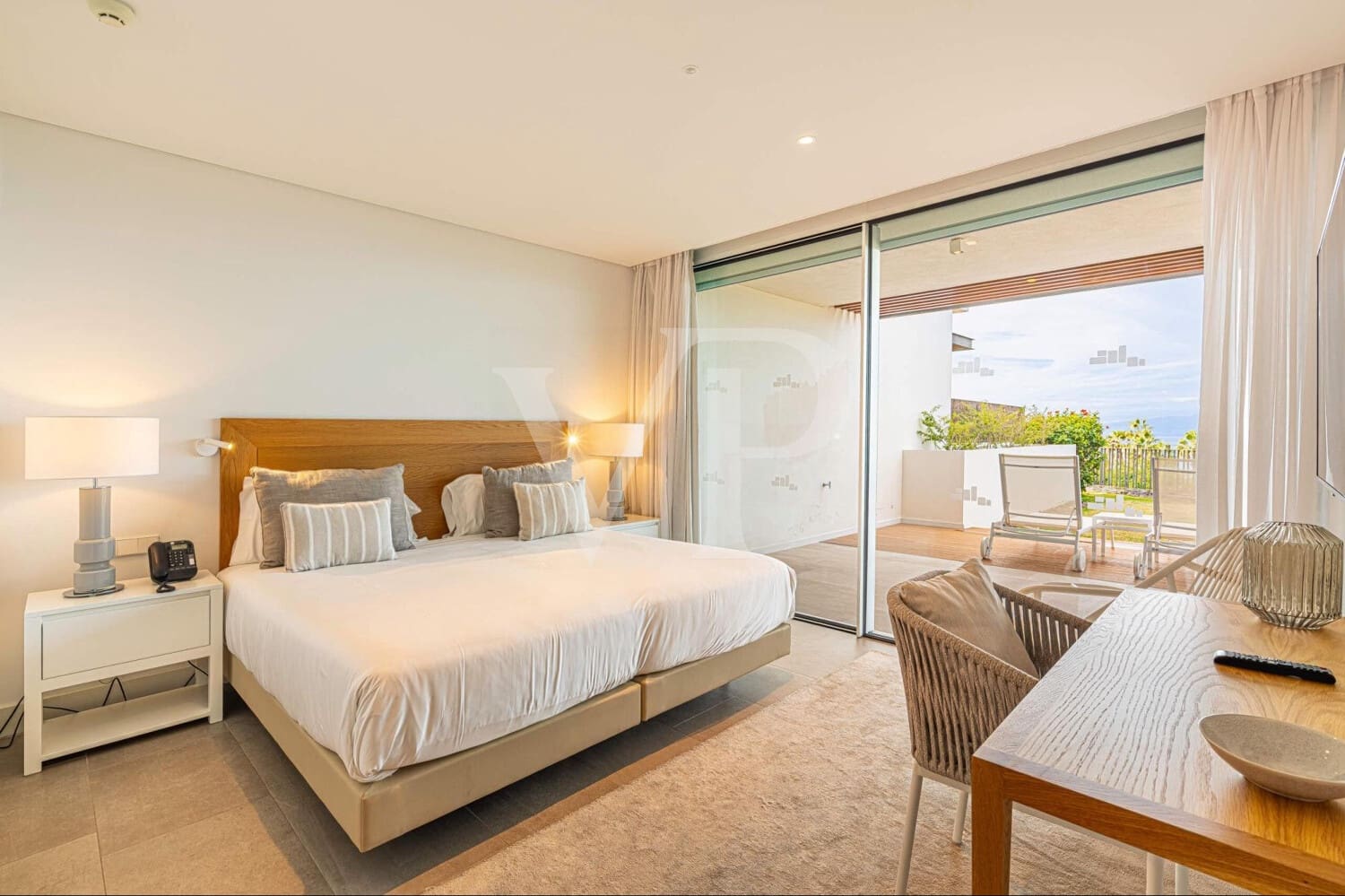 2 bedroom Flat for sale in Guia de Isora with pool - € 1,175,000 (Ref: 9526197)