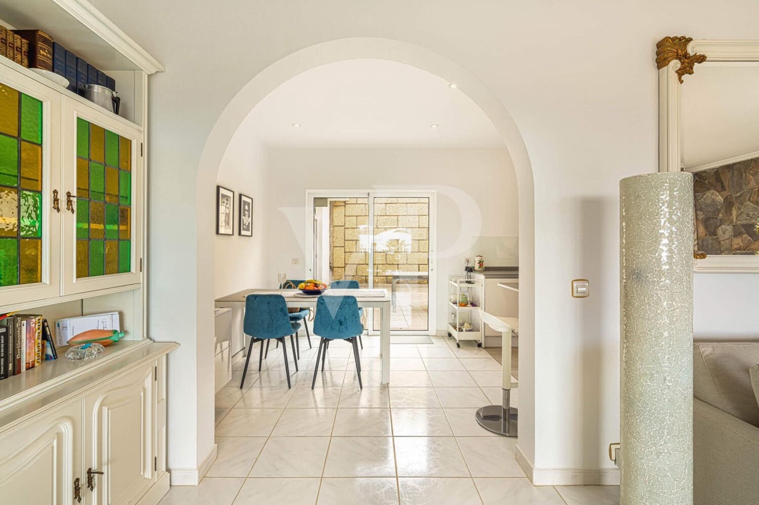 3 bedroom Townhouse for sale in Valle de San Lorenzo with pool - € 1,200,000 (Ref: 9530065)