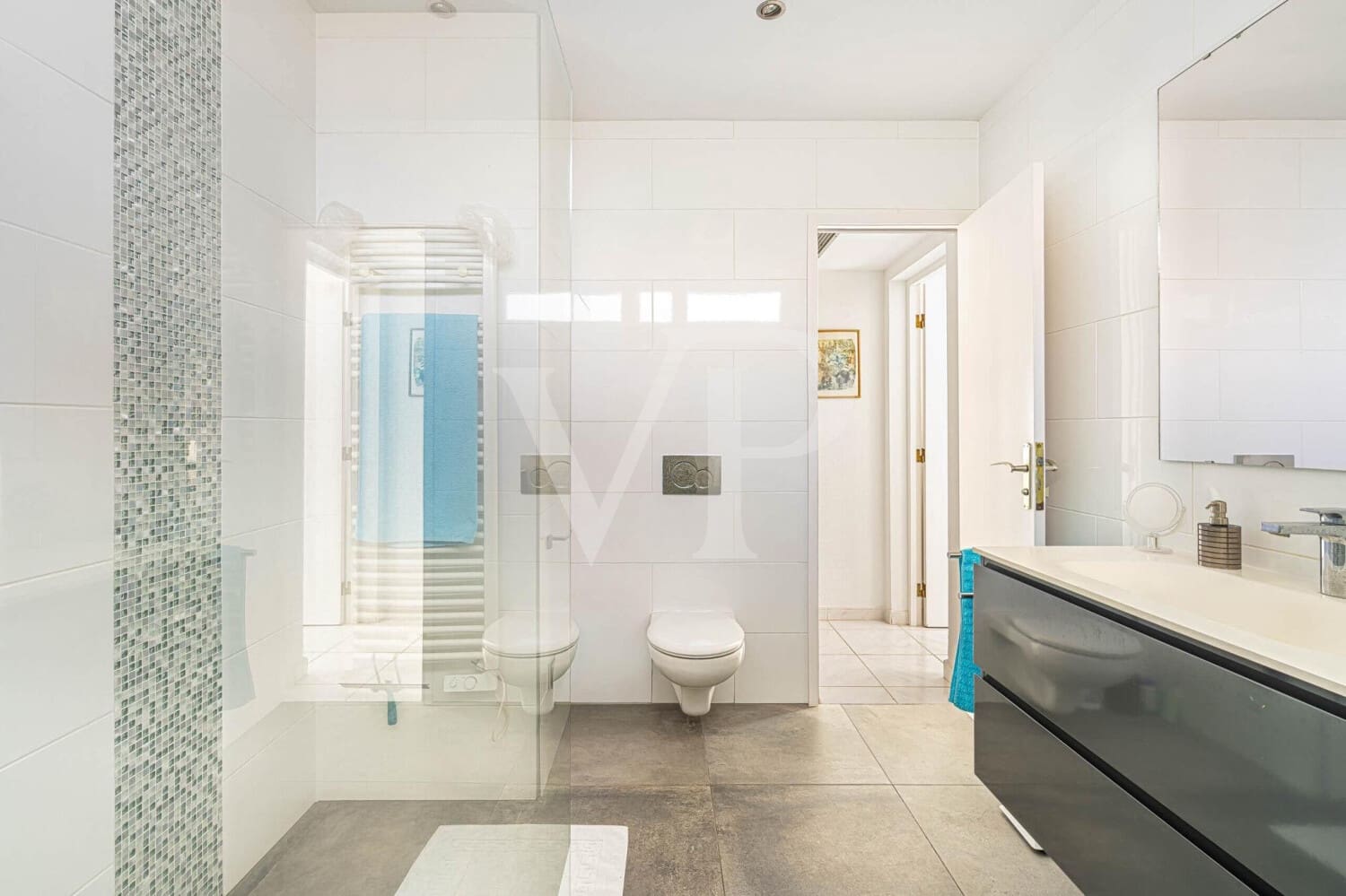 3 bedroom Townhouse for sale in Valle de San Lorenzo with pool - € 1,200,000 (Ref: 9530065)