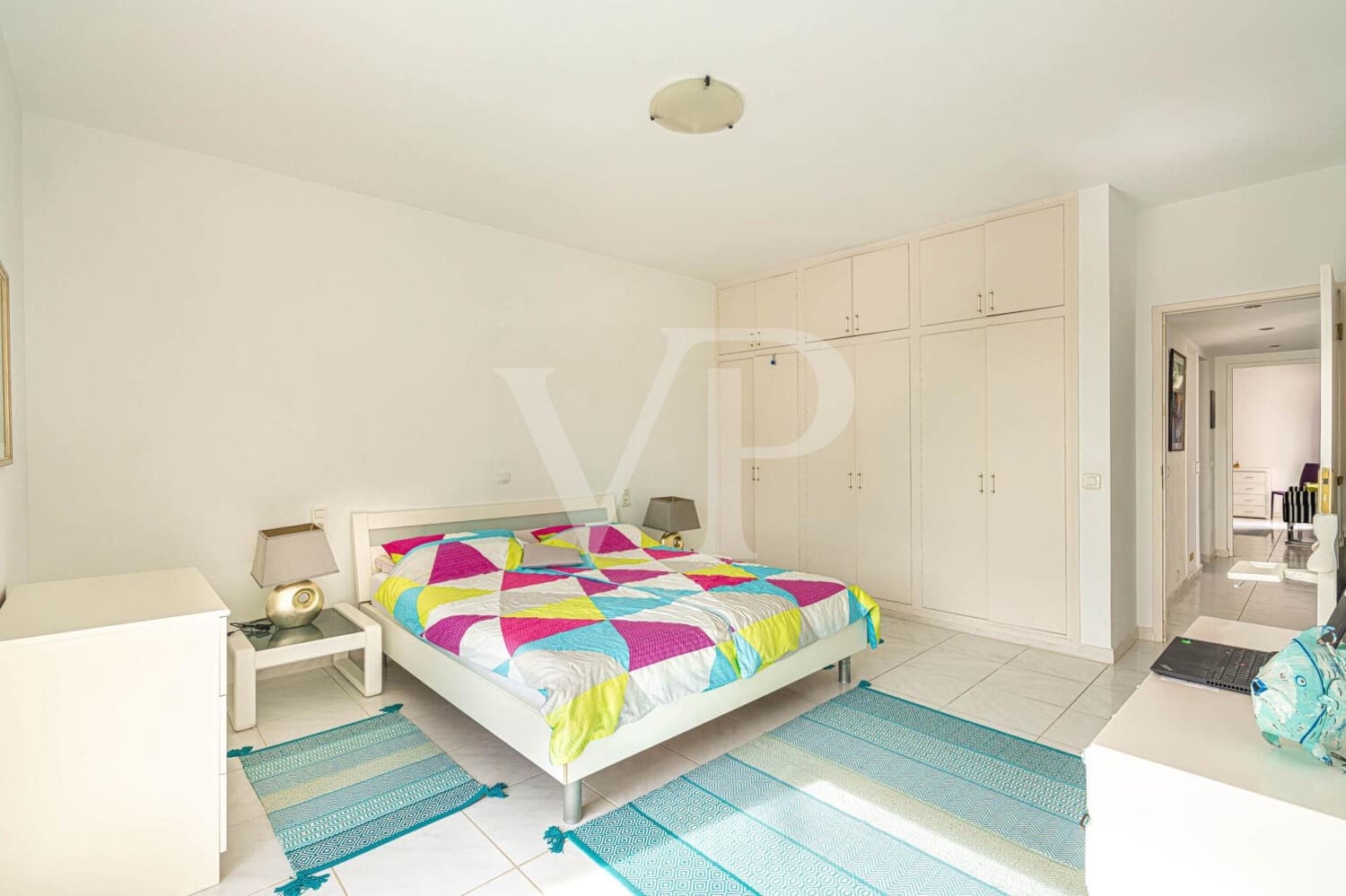 3 bedroom Townhouse for sale in Valle de San Lorenzo with pool - € 1,200,000 (Ref: 9530065)