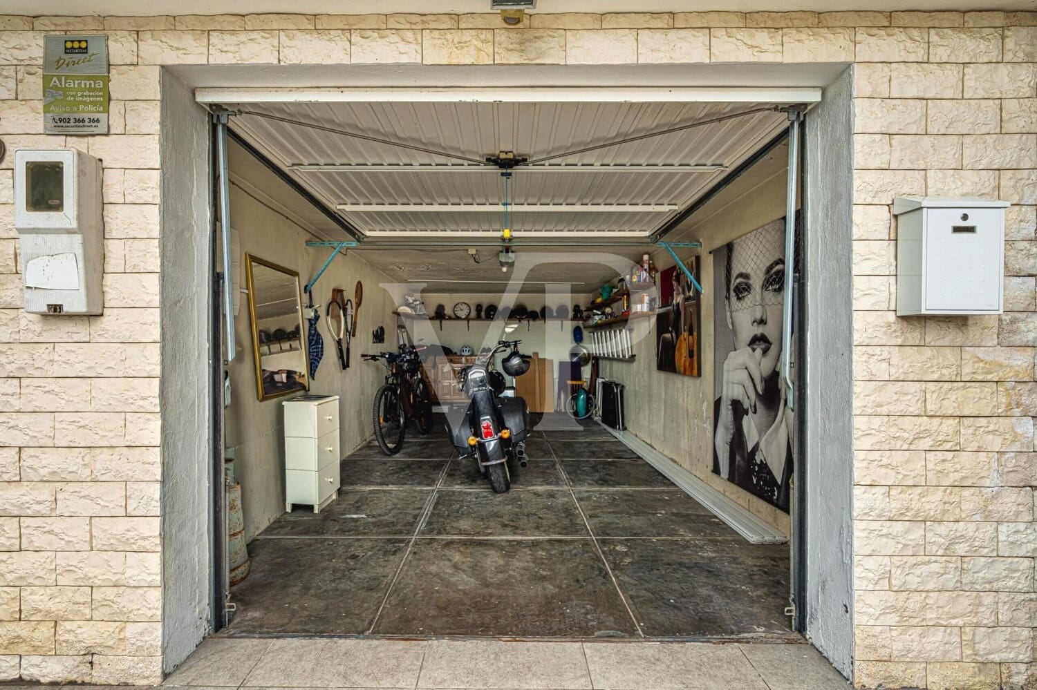 3 bedroom Townhouse for sale in Valle de San Lorenzo with pool - € 1,200,000 (Ref: 9530065)