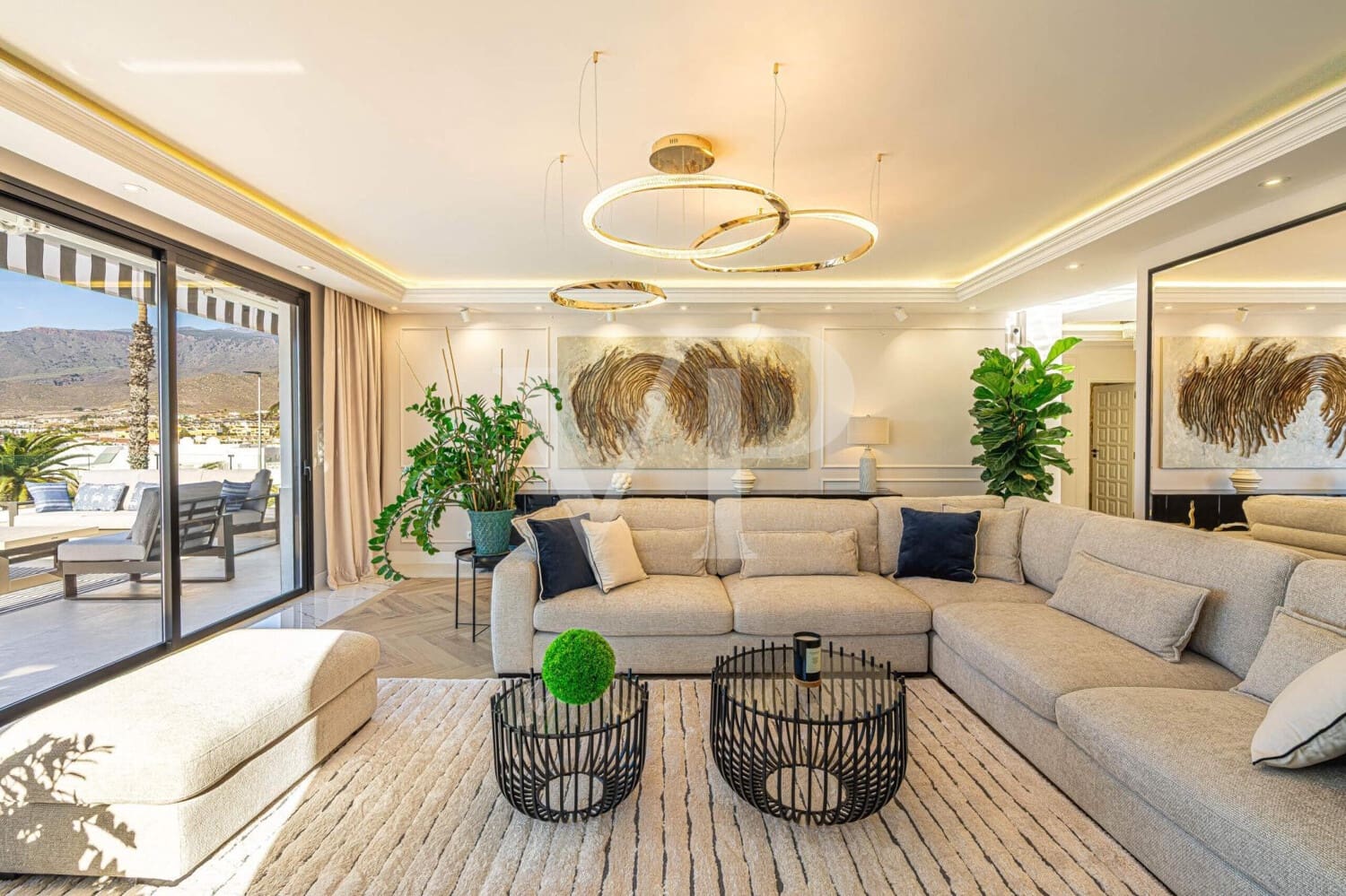 4 soverom Villa til salgs i Costa Adeje med svømmebasseng - € 2 600 000 (Ref: 9540842)