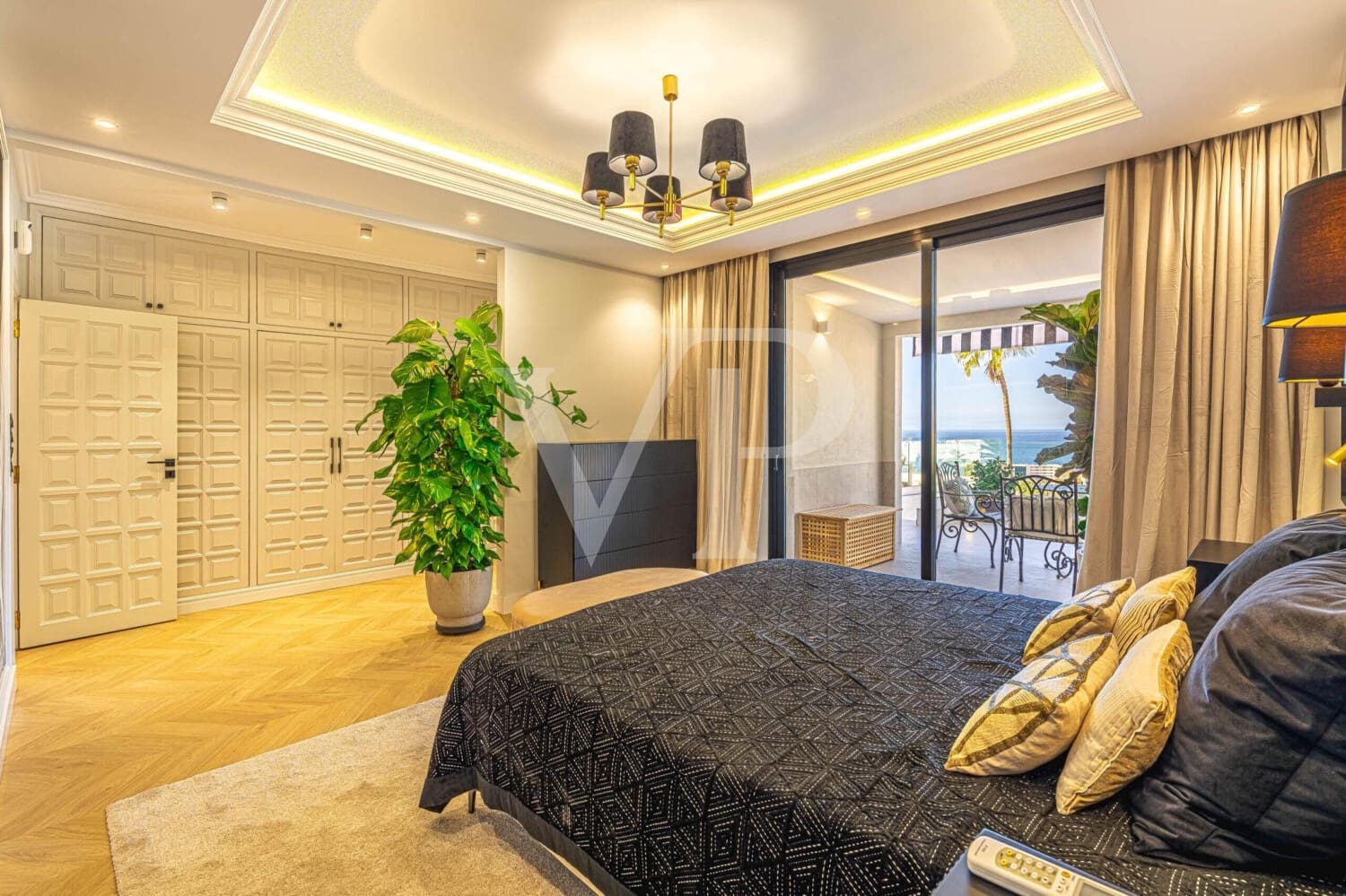 4 soverom Villa til salgs i Costa Adeje med svømmebasseng - € 2 600 000 (Ref: 9540842)