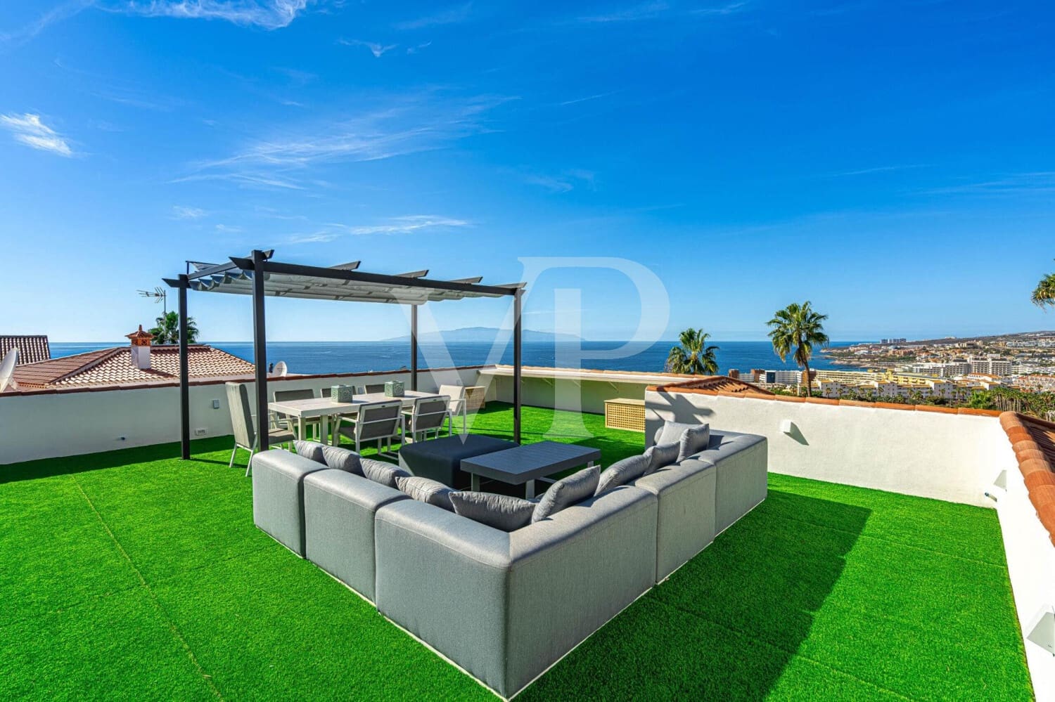 4 soverom Villa til salgs i Costa Adeje med svømmebasseng - € 2 600 000 (Ref: 9540842)