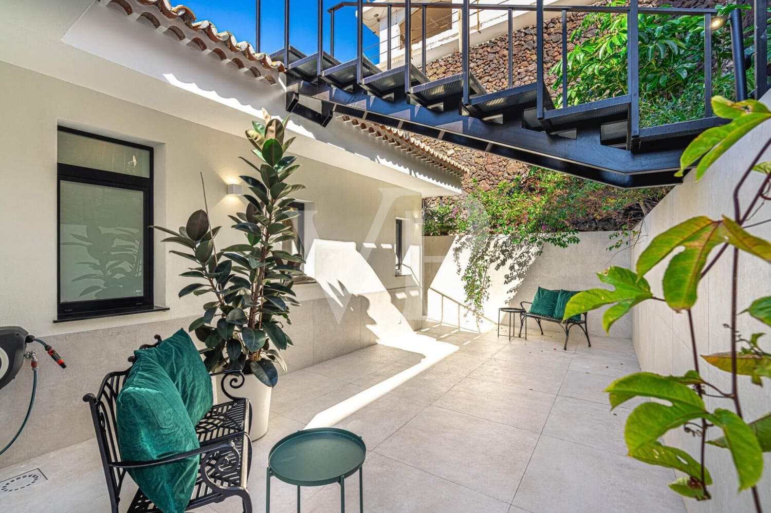 4 soverom Villa til salgs i Costa Adeje med svømmebasseng - € 2 600 000 (Ref: 9540842)