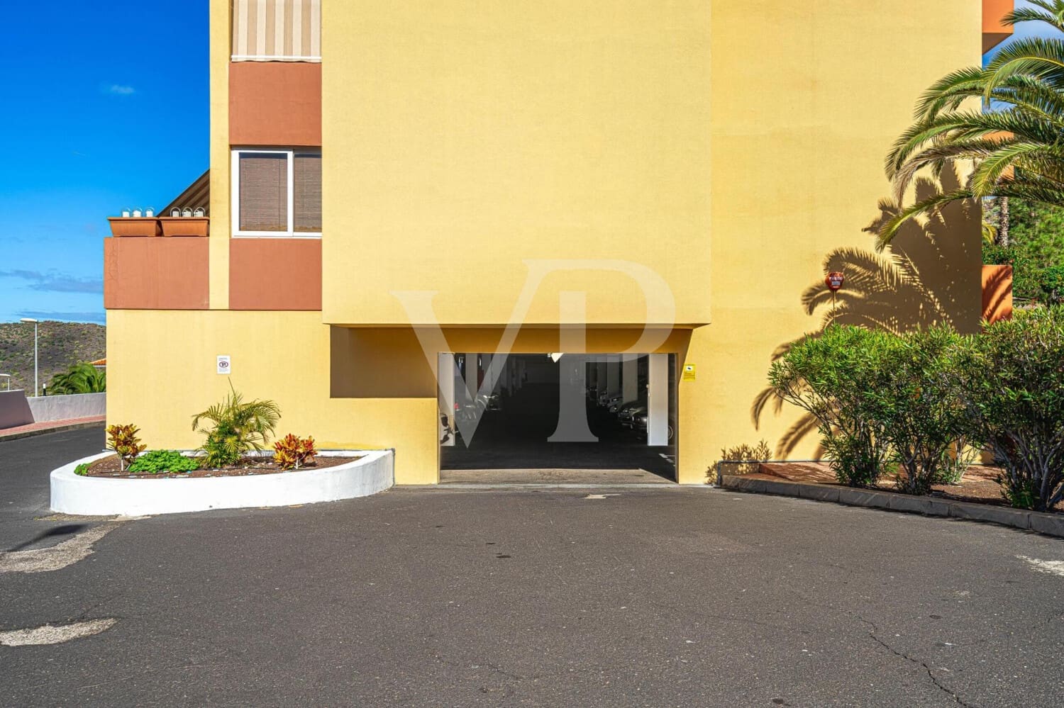 2 Zimmer Wohnung zu verkaufen in Costa Adeje mit Pool - 320.000 € (Ref: 9547759)