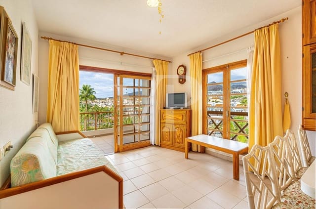 1 soverom Leilighet til salgs i Los Cristianos, Arona med svømmebasseng - € 229 000 (Ref: 9568083)