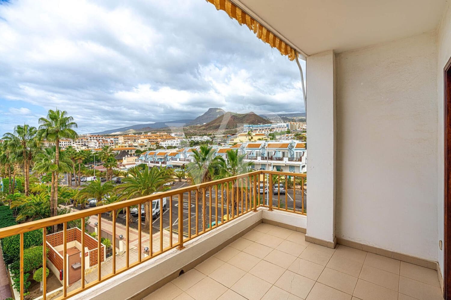 1 sypialnia Mieszkanie na sprzedaż w Los Cristianos z basenem - 229 000 € (Ref: 9568083)