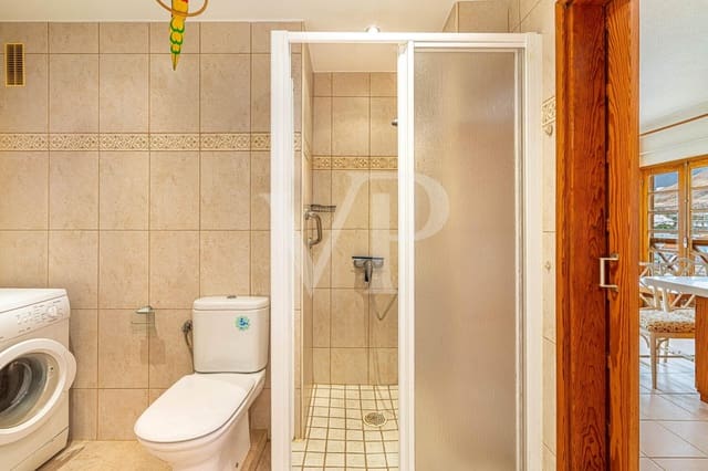 1 soverom Leilighet til salgs i Los Cristianos, Arona med svømmebasseng - € 229 000 (Ref: 9568083)