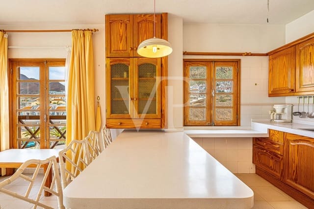 1 soverom Leilighet til salgs i Los Cristianos, Arona med svømmebasseng - € 229 000 (Ref: 9568083)