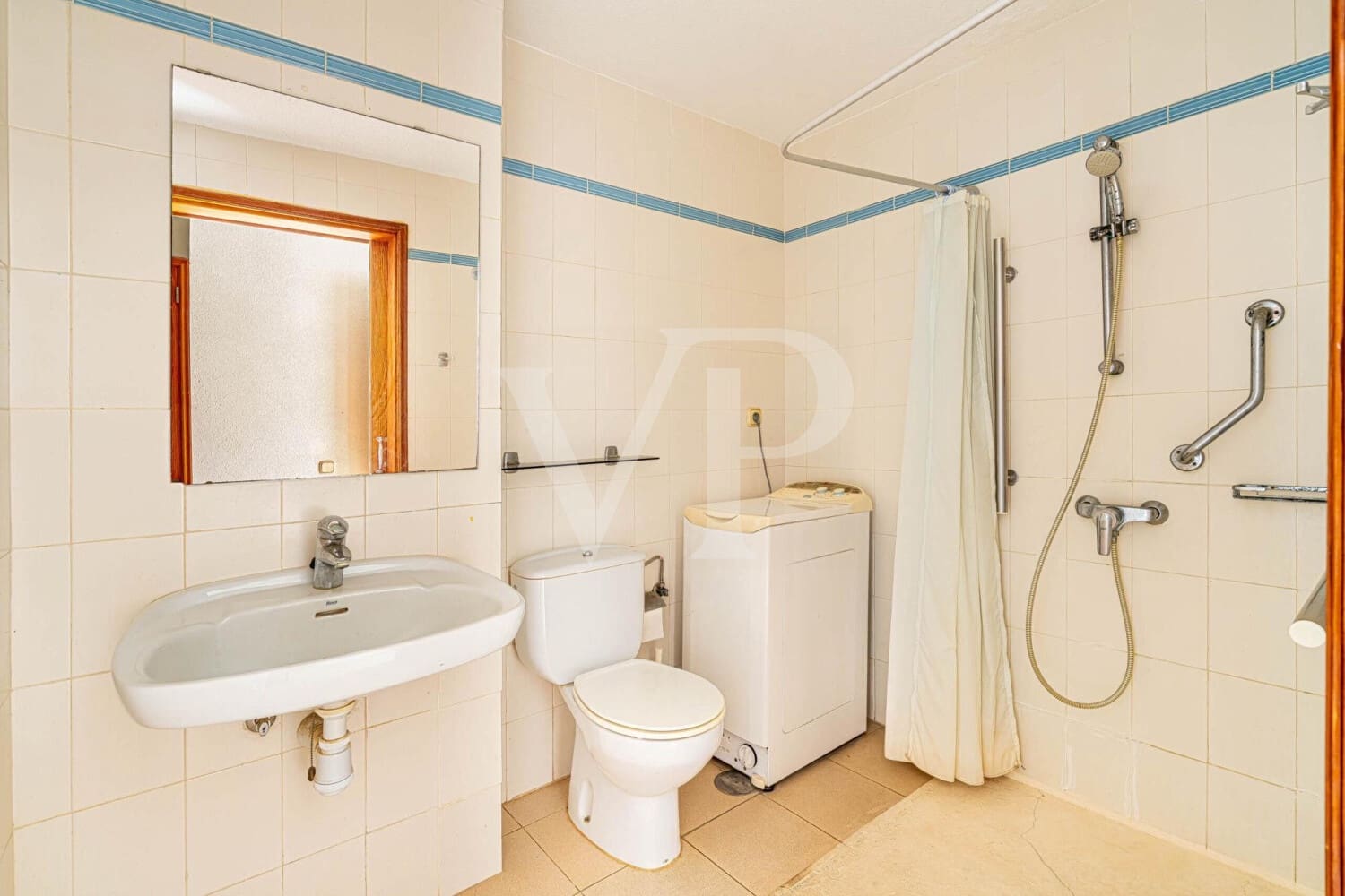 1 sovrum Lägenhet till salu i Los Cristianos med pool - 189 000 € (Ref: 9568084)