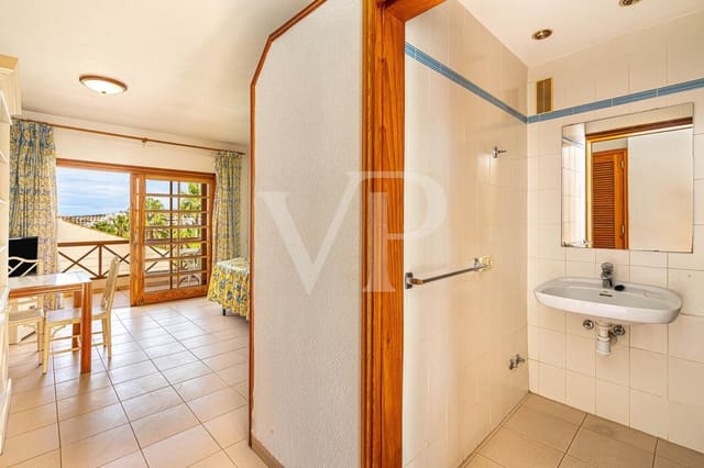 1 Zimmer Wohnung zu verkaufen in Los Cristianos, Arona mit Pool - 189.000 € (Ref: 9568084)