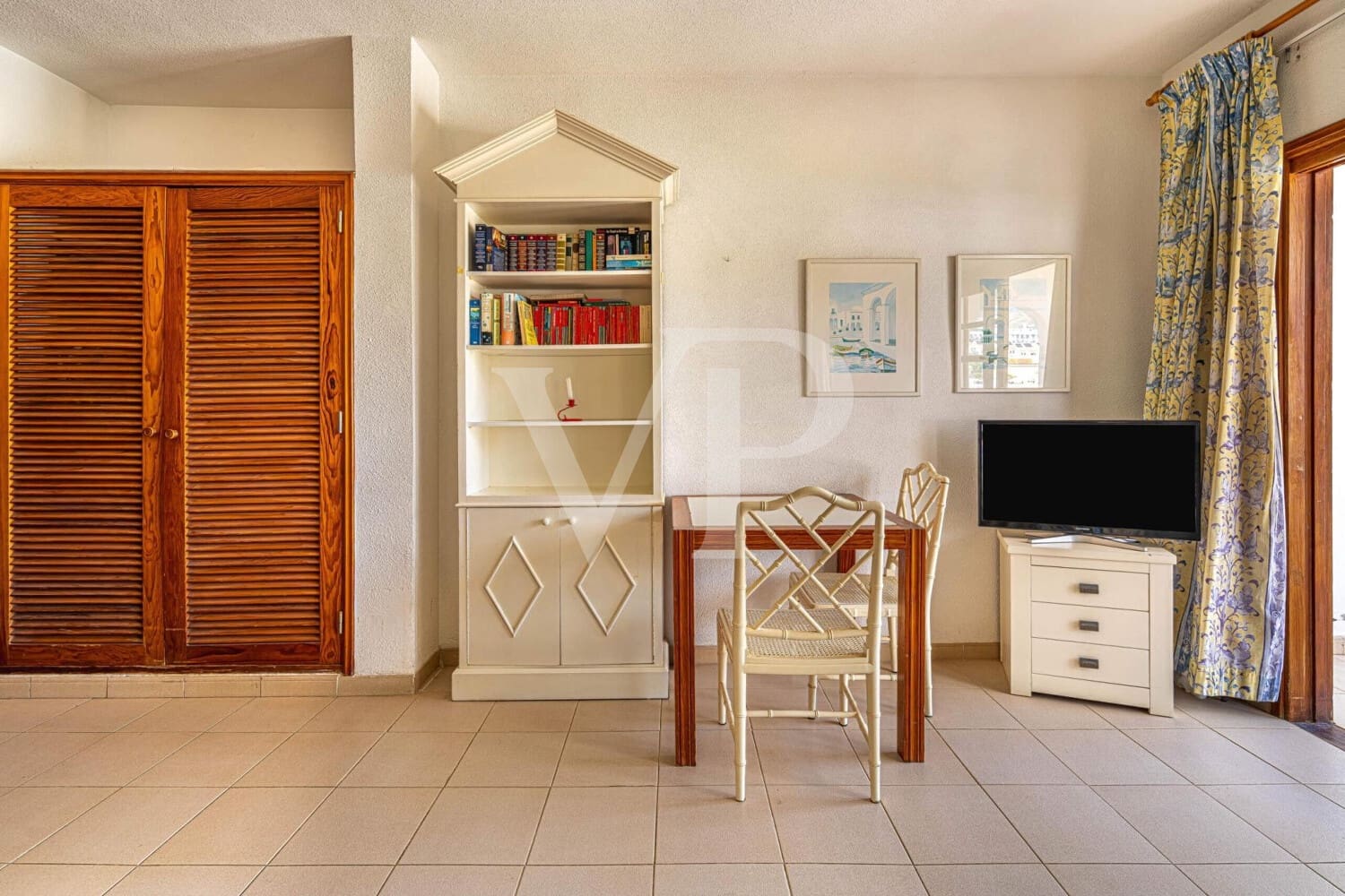 1 sovrum Lägenhet till salu i Los Cristianos med pool - 189 000 € (Ref: 9568084)