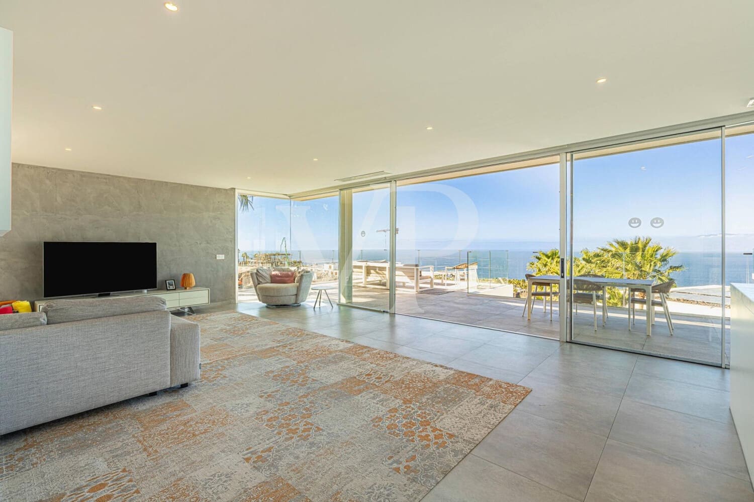 5 bedroom Villa for sale in Guia de Isora with pool - € 5,285,000 (Ref: 9590742)