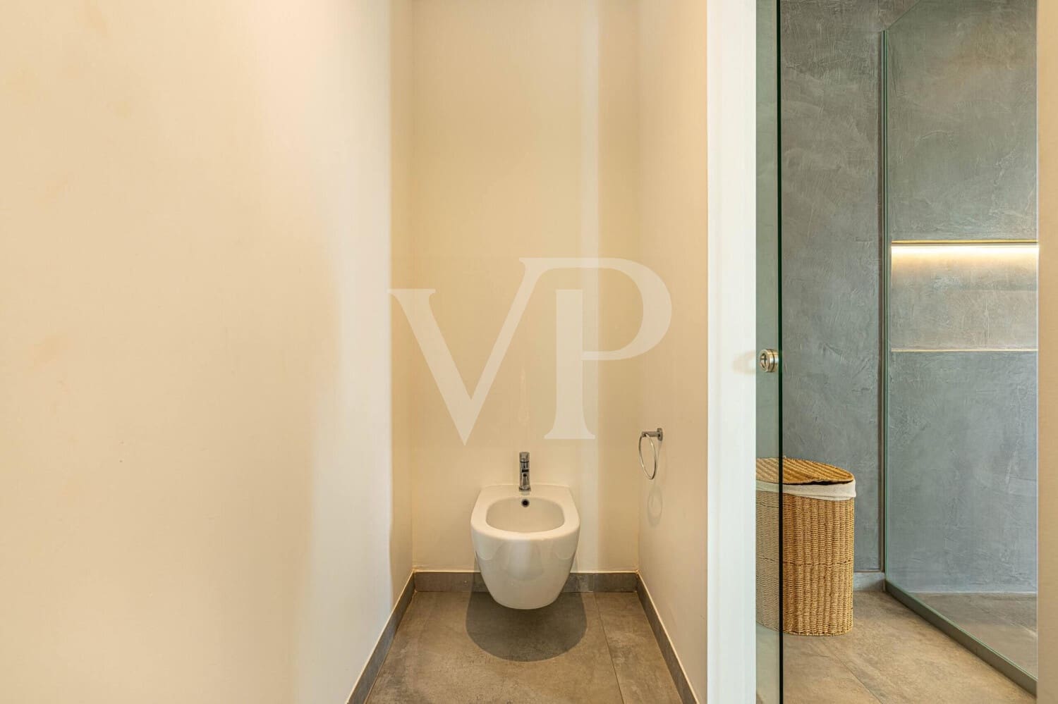 5 bedroom Villa for sale in Guia de Isora with pool - € 5,285,000 (Ref: 9590742)