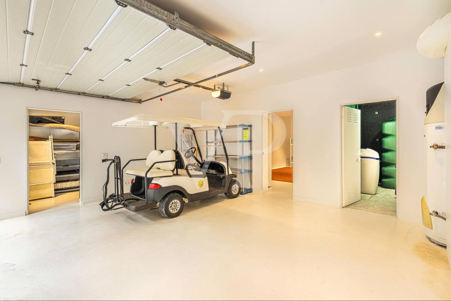 5 bedroom Villa for sale in Guia de Isora with pool - € 5,285,000 (Ref: 9590742)