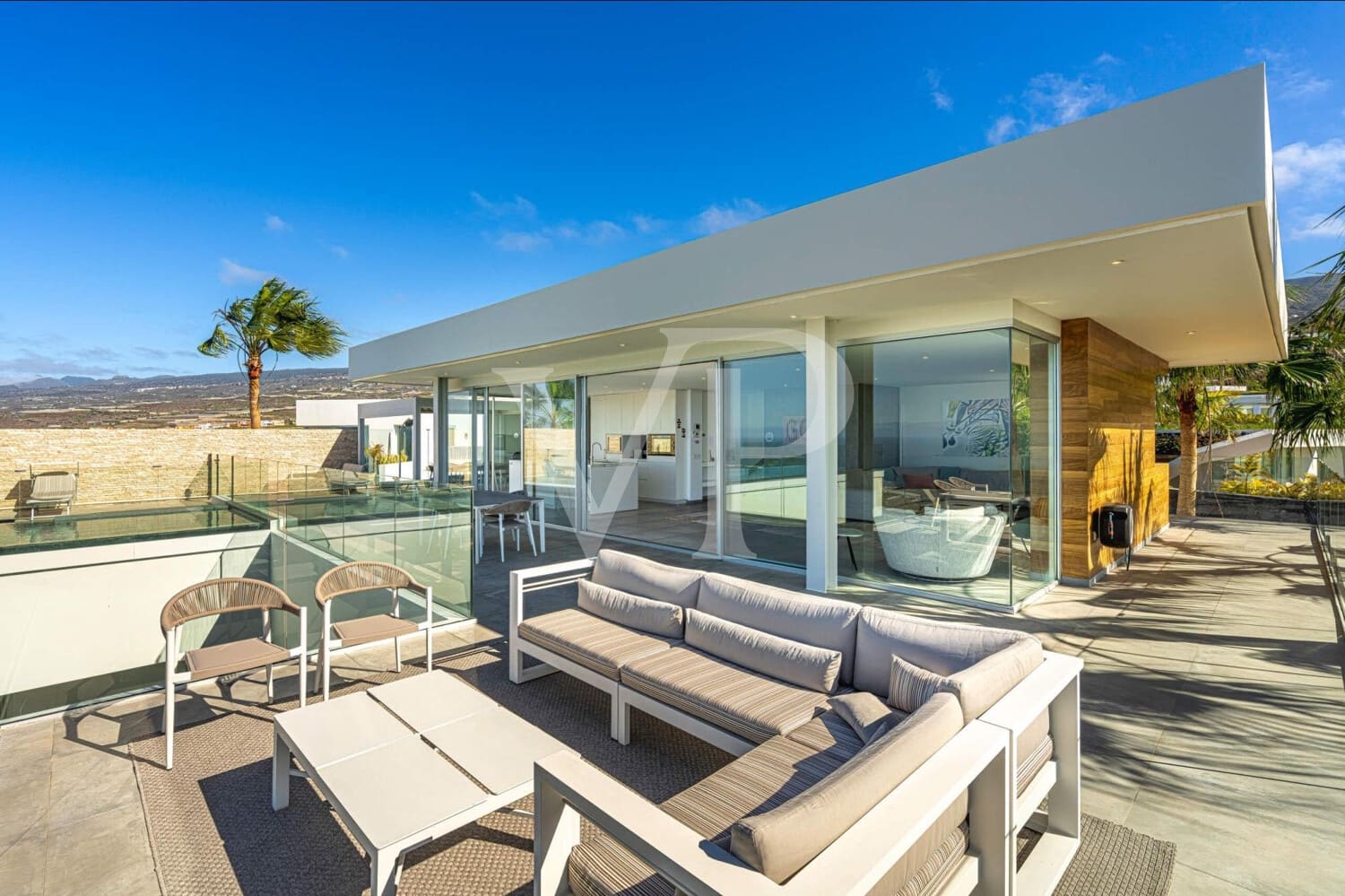 5 bedroom Villa for sale in Guia de Isora with pool - € 5,285,000 (Ref: 9590742)