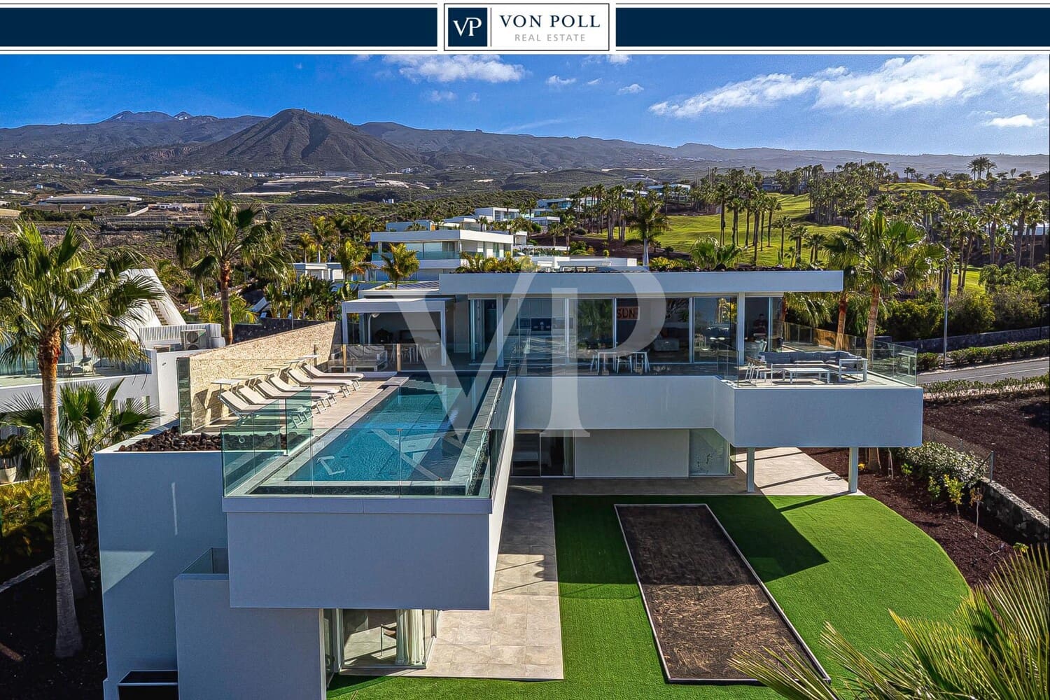 5 bedroom Villa for sale in Guia de Isora with pool - € 5,285,000 (Ref: 9590742)