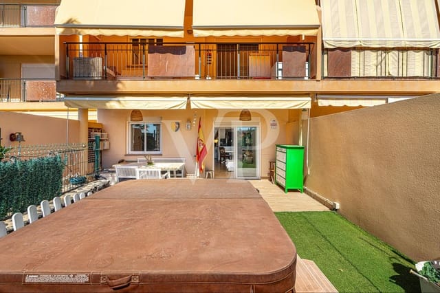 2 bedroom Flat for sale in Casco Urbano, Adeje with pool - € 365,000 (Ref: 9614778)