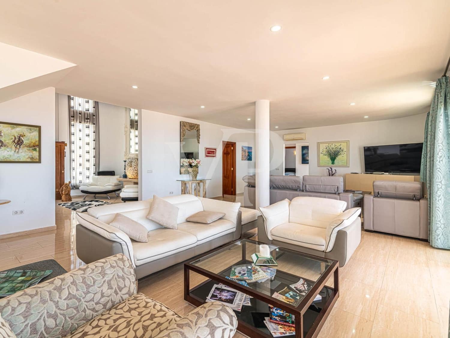 8 Zimmer Villa zu verkaufen in Roque del Conde mit Pool - 1.350.000 € (Ref: 9627409)