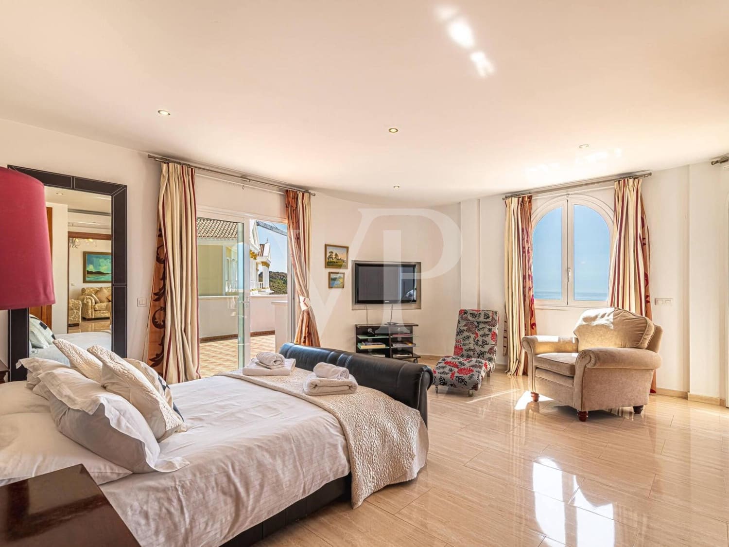 8 Zimmer Villa zu verkaufen in Roque del Conde mit Pool - 1.350.000 € (Ref: 9627409)