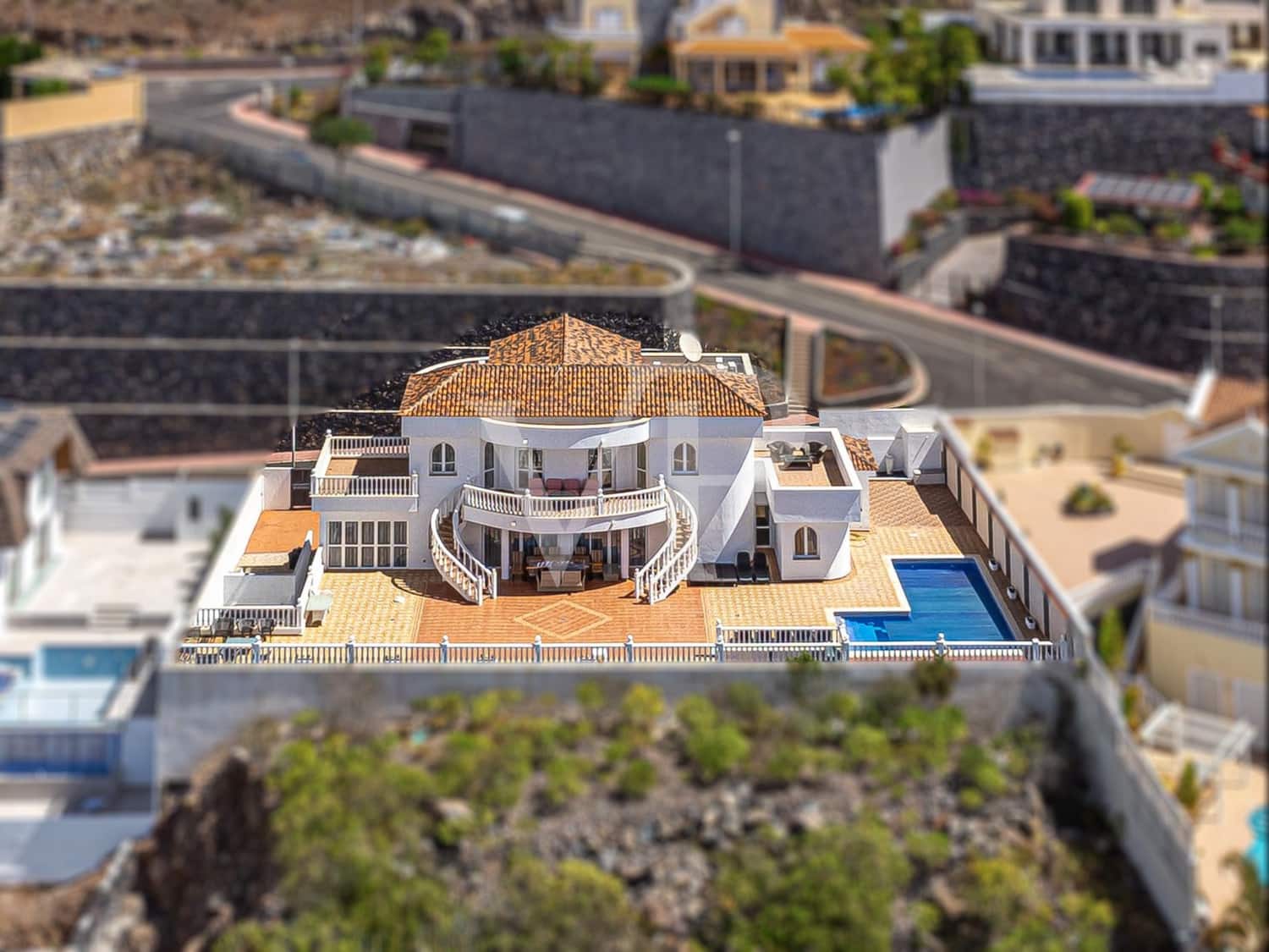 8 Zimmer Villa zu verkaufen in Roque del Conde mit Pool - 1.350.000 € (Ref: 9627409)