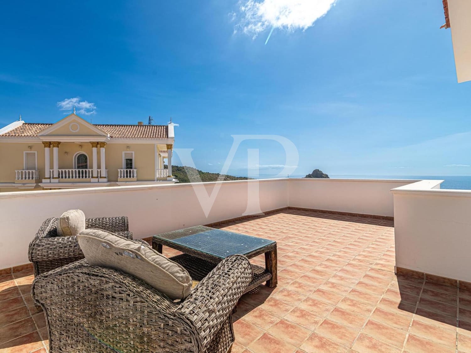 8 Zimmer Villa zu verkaufen in Roque del Conde mit Pool - 1.350.000 € (Ref: 9627409)