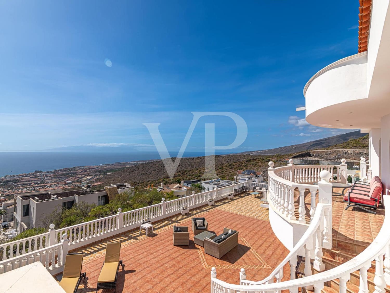 8 Zimmer Villa zu verkaufen in Roque del Conde mit Pool - 1.350.000 € (Ref: 9627409)