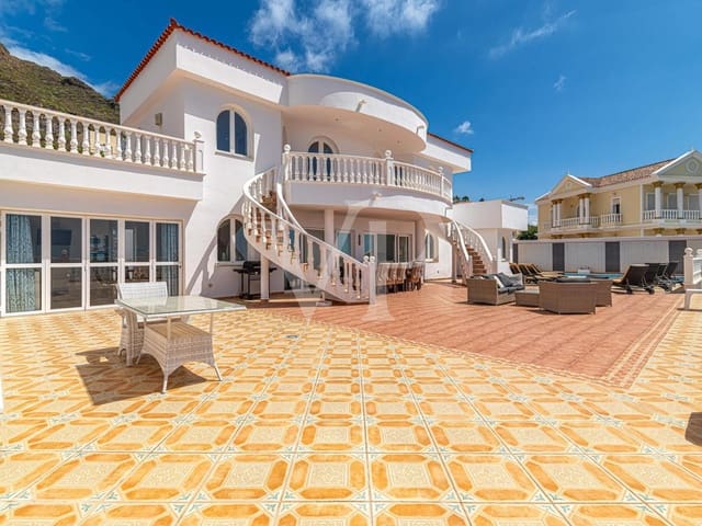 8 slaapkamer Villa te koop in Roque del Conde, Adeje met zwembad - € 1.350.000 (Ref: 9627409)