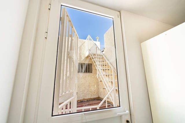 2 chambre Appartement à vendre à Costa del Silencio, Arona - 239 000 € (Ref: 9633931)