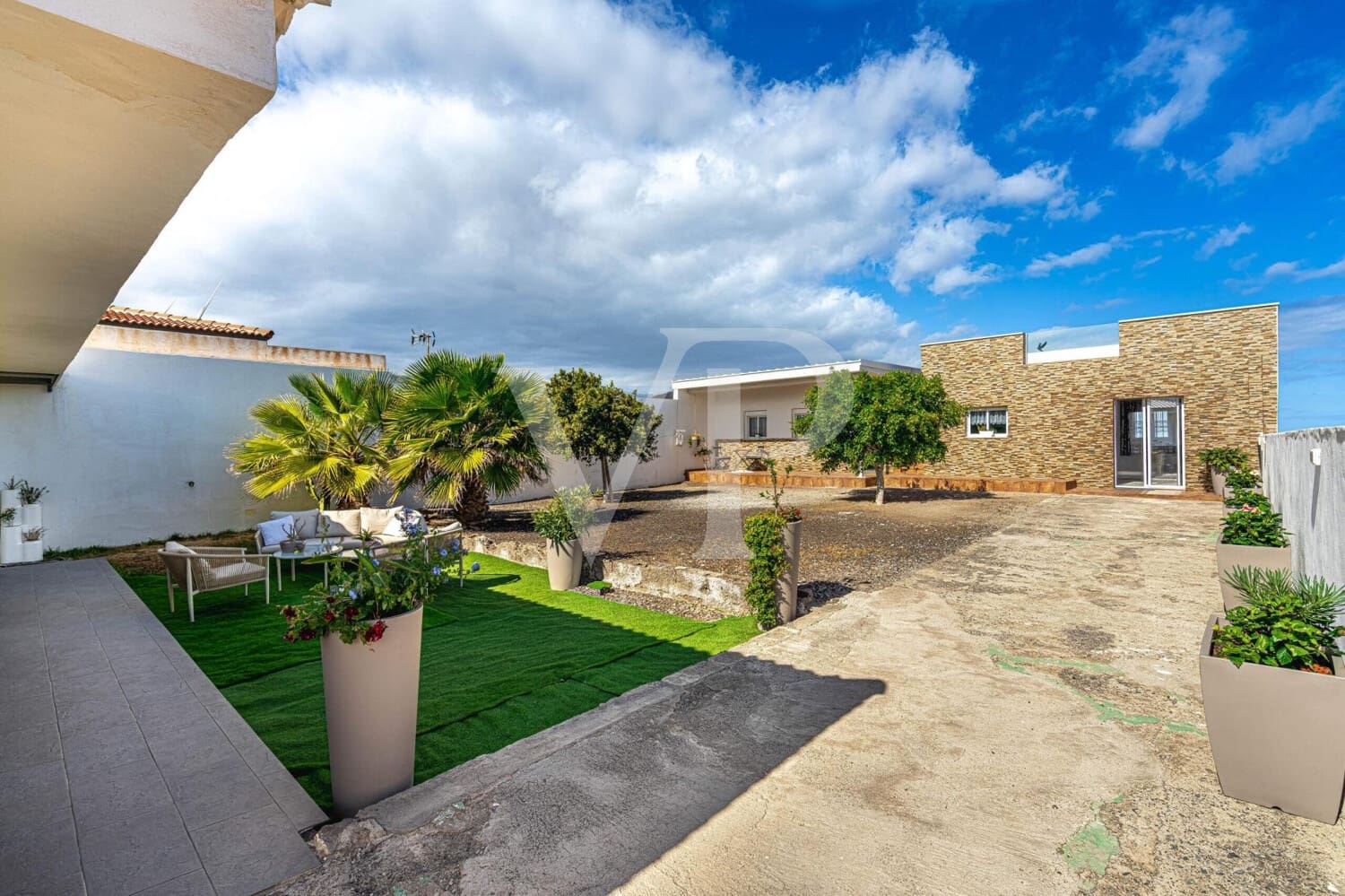 Bungalow de 3 habitaciones en Arico en venta - 450.000 € (Ref: 9658525)