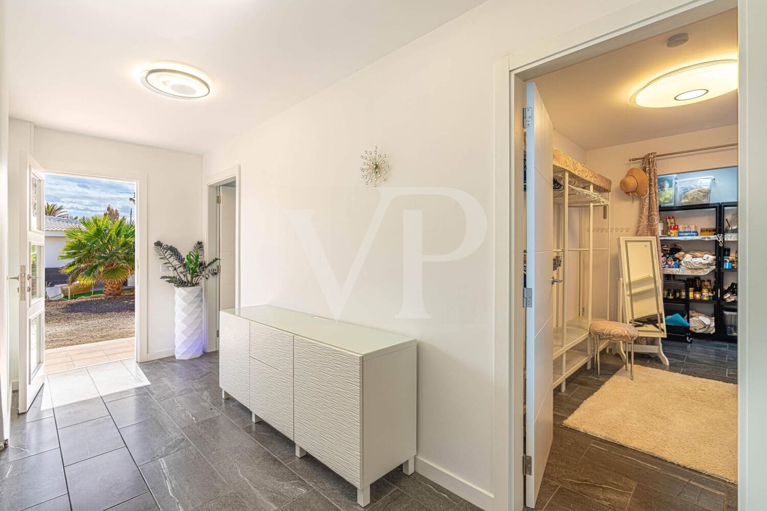 Bungalow de 3 habitaciones en Arico en venta - 450.000 € (Ref: 9658525)